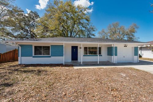 917 18th Street Sw, LARGO, FL, 33770 | Card Image