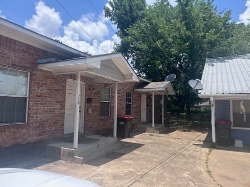 216-210-220 16th St Se, Paris, TX, 75460-6018 | Card Image