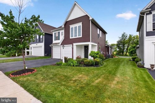 799 Barn Swallow Way, MECHANICSBURG, PA, 17055-7524 | Card Image