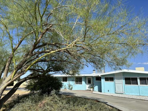 206 S Holly Canyon Dr, Ridgecrest, CA, 93555-4229 | Card Image