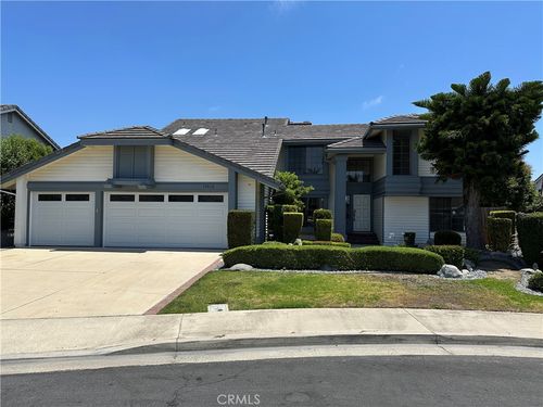 18868 Mount Morgan Cir, Fountain Valley, CA, 92708-6517 | Card Image
