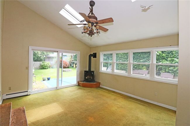 23 Sherman Ln, House other with 6 bedrooms, 3 bathrooms and 6 parking in Middletown RI | Image 9