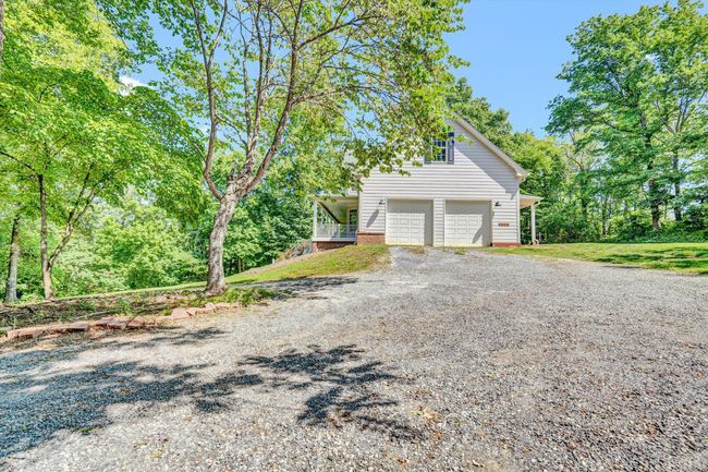 1151 Roaring Run Rd, House other with 4 bedrooms, 3 bathrooms and null parking in Goode VA | Image 37