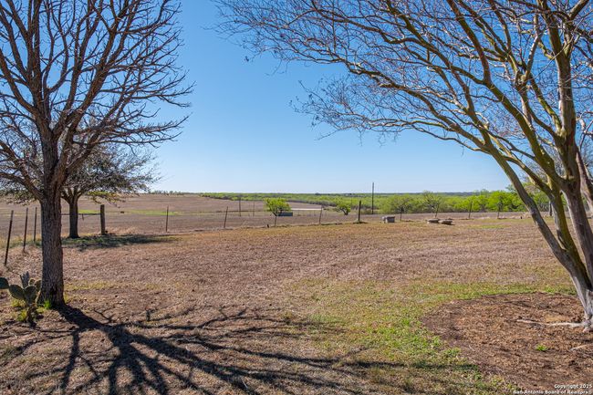 2148 County Road 220, Home with 3 bedrooms, 2 bathrooms and null parking in Floresville TX | Image 8