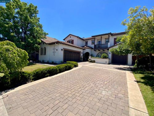 1656 Colchester St, Danville, CA, 94506-2094 | Card Image