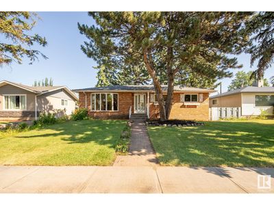 7212 98 Ave Nw, House other with 4 bedrooms, 2 bathrooms and 4 parking in Edmonton AB | Image 3