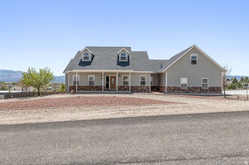 6831 W 1500 N, Cedar City, UT, 84721-6529 | Card Image