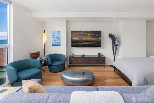 1406-121 Stewart St, Seattle, WA, 98101-2440 | Card Image