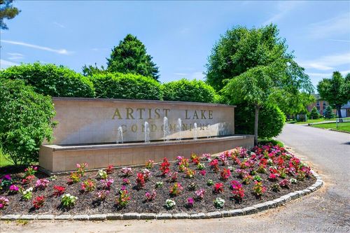 223 Artist Lake Dr, Middle Island, NY, 11953-2318 | Card Image