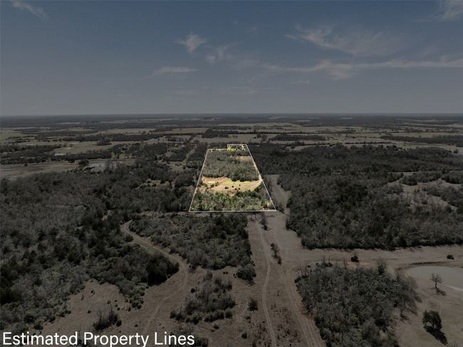1949 County Road 347 Loop, Home with 3 bedrooms, 2 bathrooms and 3 parking in Gause TX | Image 31
