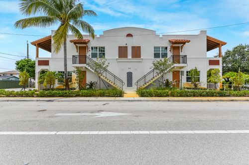 129 S K St, Lake Worth, FL, 33460-4128 | Card Image
