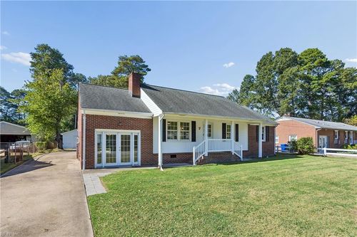 7 Fawn Ln, Newport News, VA, 23602-7103 | Card Image