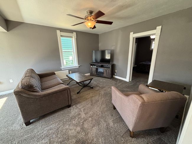 Large Main Floor living room | Image 9