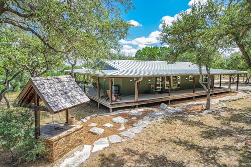 900 Longhorn Trl, Wimberley, TX, 78676-4279 | Card Image