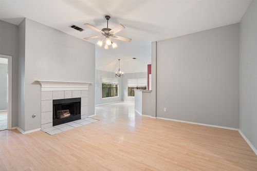 3012 Hill St, Round Rock, TX, 78664-6303 | Card Image