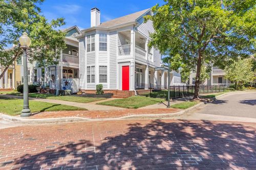 176 Harbor Village Dr, Memphis, TN, 38103-1009 | Card Image