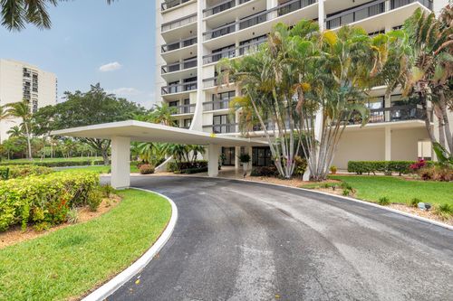 206-2000 Presidential Way, West Palm Beach, FL, 33401-1515 | Card Image