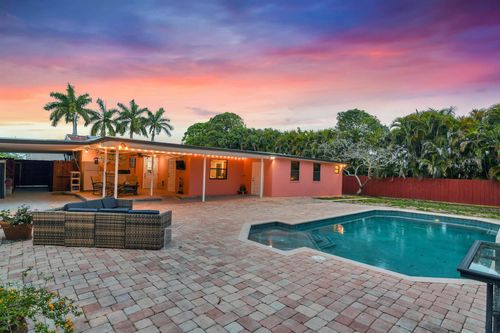 121 W Arch Dr, Lake Worth, FL, 33467-4807 | Card Image