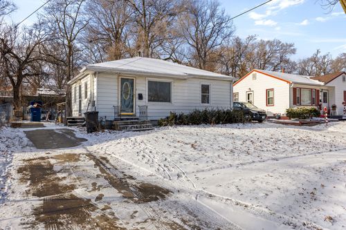 3516 27th St, Des Moines, IA, 50310-5710 | Card Image