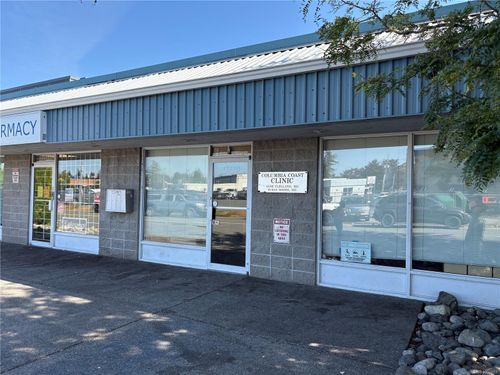 1371 Cedar St, Campbell River, BC, V9W2W6 | Card Image
