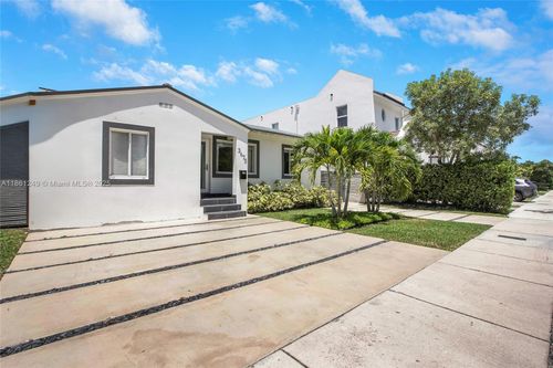 3675 Sw 26th St, Miami, FL, 33133-2010 | Card Image