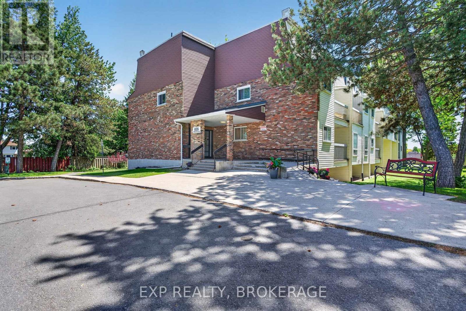Residential in Kingston (North of Taylor-Kidd Blvd)
