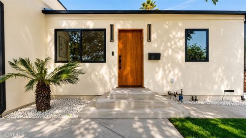 1436 N Frederic St, Burbank, CA, 91505-1646 | Card Image