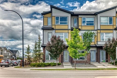 107 Lucas Blvd Nw, Calgary, AB, T3P1H8 | Card Image