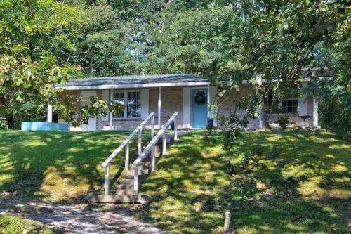 3531 Sleepy Hollow Rd, Chattanooga, TN, 37415-5211 | Card Image