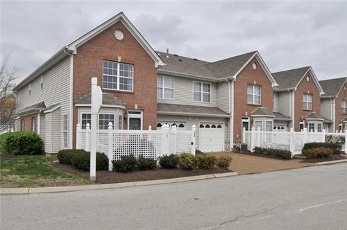 400 Bembridge Ln, Franklin, TN, 37069-8447 | Card Image