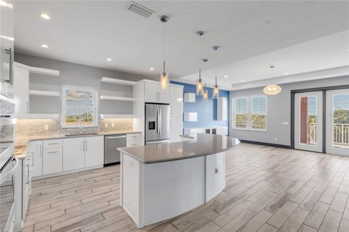 ph-701 E Third Avenue, NEW SMYRNA BEACH, FL, 32169 | Card Image