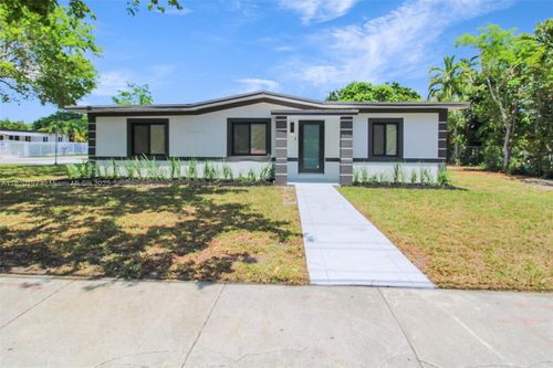 13885 Nw 5th Ave, North Miami, FL, 33168-3948 | Card Image