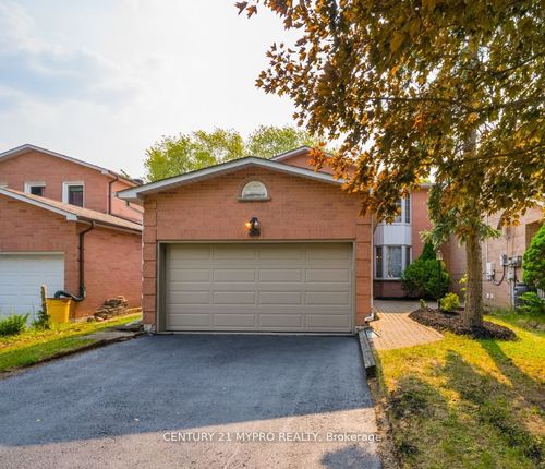 29 Adrian Cres, Markham, ON, L3P6Z8 | Card Image