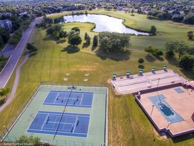 21513 W Douglas Ln, Condo with 3 bedrooms, 2 bathrooms and 2 parking in Plainfield IL | Image 26