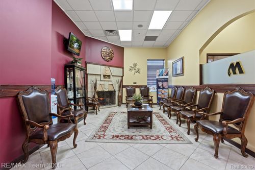 400-13530 Michigan Ave, Dearborn, MI, 48126-3575 | Card Image