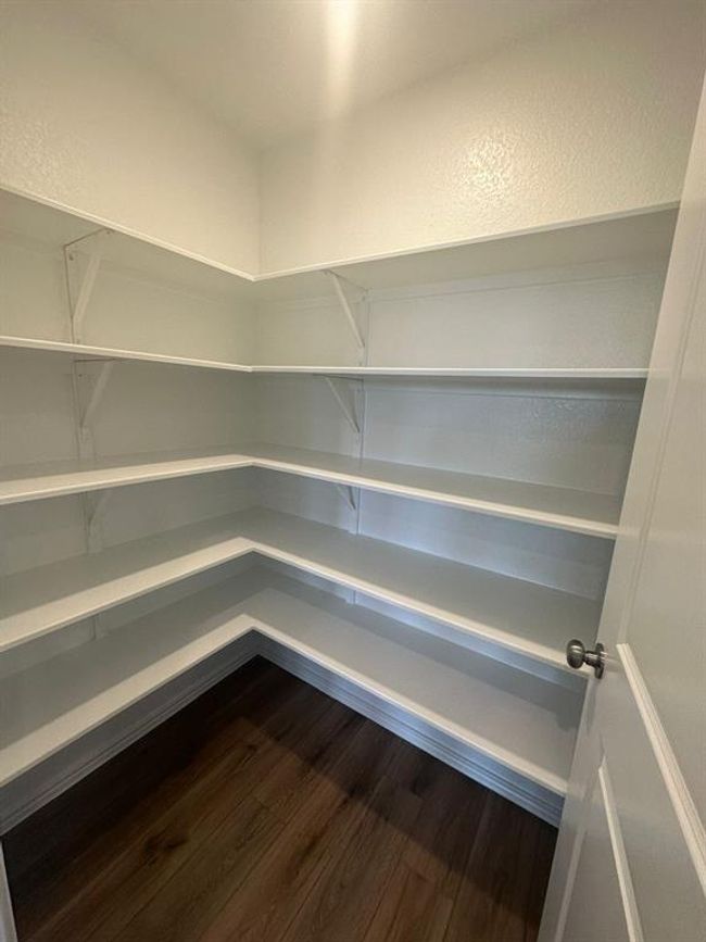 View of pantry | Image 17