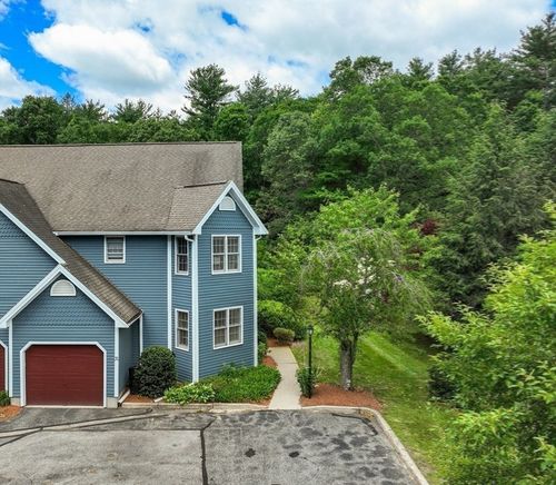 31-31 Forest Ln, Hopkinton, MA, 01748-3200 | Card Image