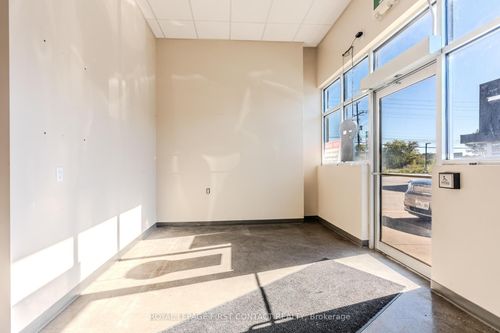 2-70 Yonge St S, Elmvale, ON, L0L1P0 | Card Image