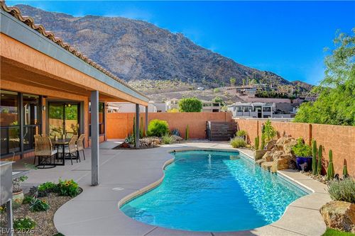 517 Island Cv, Boulder City, NV, 89005-1159 | Card Image