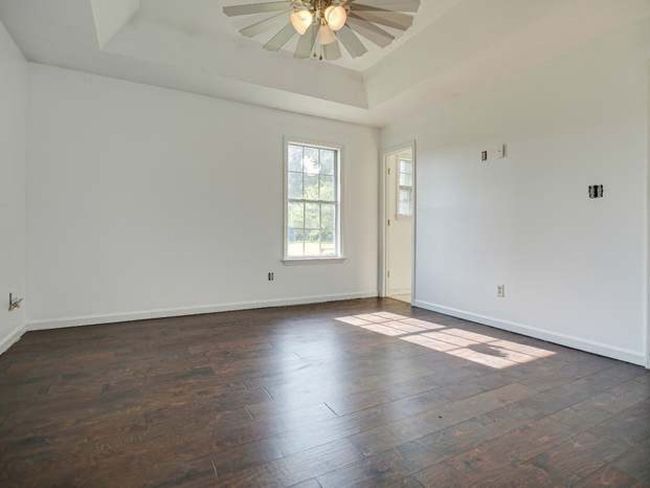 1112 Remington Trl, House other with 3 bedrooms, 2 bathrooms and 2 parking in Columbia TN | Image 5