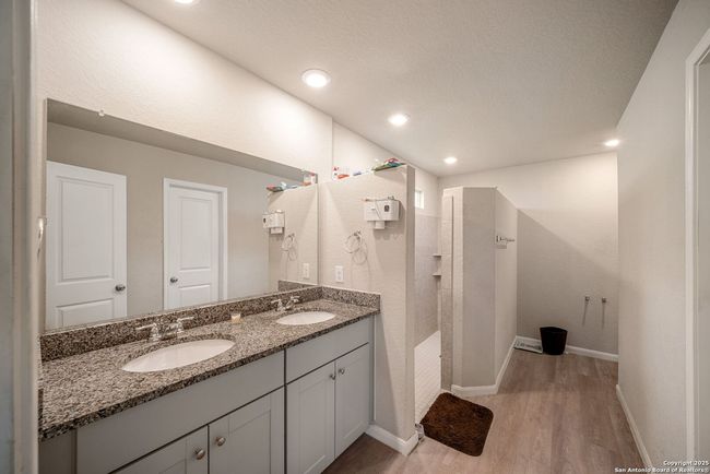 31646 Untrodden Way, House other with 4 bedrooms, 2 bathrooms and null parking in Bulverde TX | Image 16
