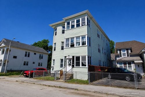 8 Douglas St, Worcester, MA, 01603-2812 | Card Image