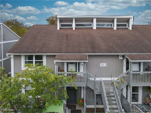 unit-a-243 Portage Lakes Dr, Coventry Township, OH, 44319-2392 | Card Image