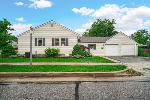402 Fair St, Valparaiso, IN, 46383 | Card Image