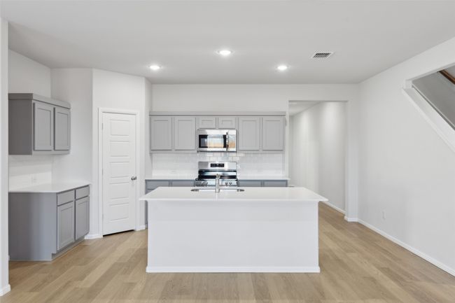 712 Tidal Drive, House other with 4 bedrooms, 3 bathrooms and null parking in Mckinney TX | Image 8