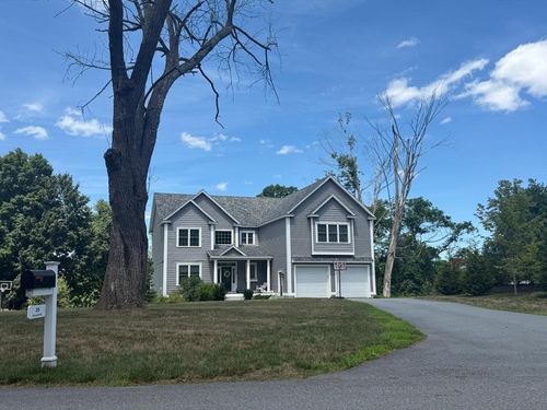 28 Granuaile Rd, Southborough, MA, 01772-1448 | Card Image