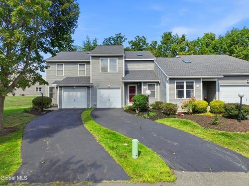 153 Harvard Rd, Watervliet, NY, 12189-1212 | Card Image