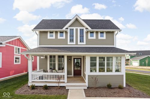 5713 Upper Garden Way, Zionsville, IN, 46077-7441 | Card Image