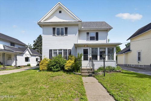 405 Providence St, Delta, OH, 43515-1307 | Card Image