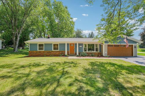 507 Oxford Dr, HARTLAND, WI, 53029-2419 | Card Image
